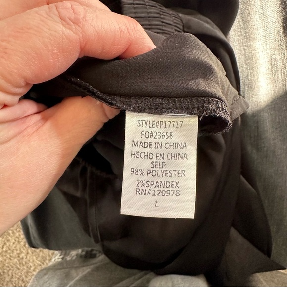 Entro Black Dress Pants - Size Large - Picture 6 of 6